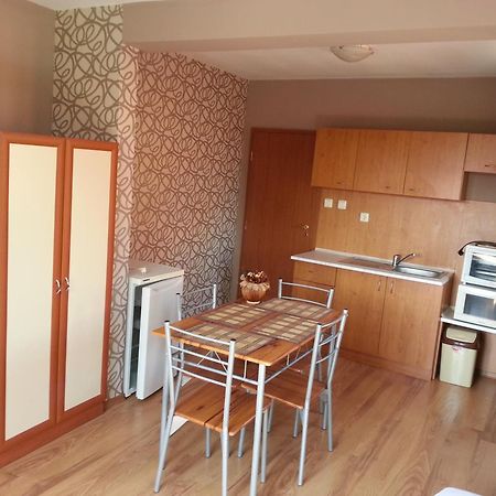 Hristovi Apartments & Studios Pomorie Eksteriør billede