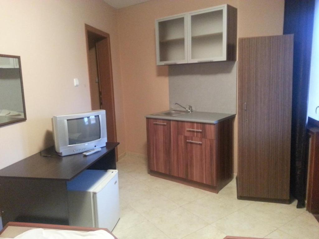 Hristovi Apartments & Studios Pomorie Værelse billede